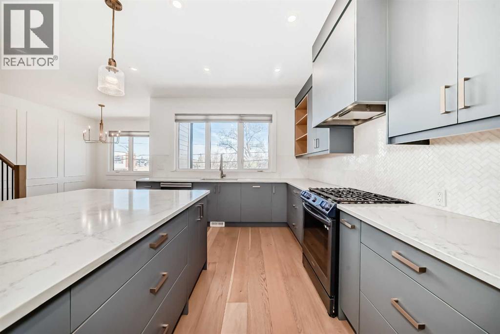 Single Family House for Sale in   Street NW West Hillhurst Calgary 