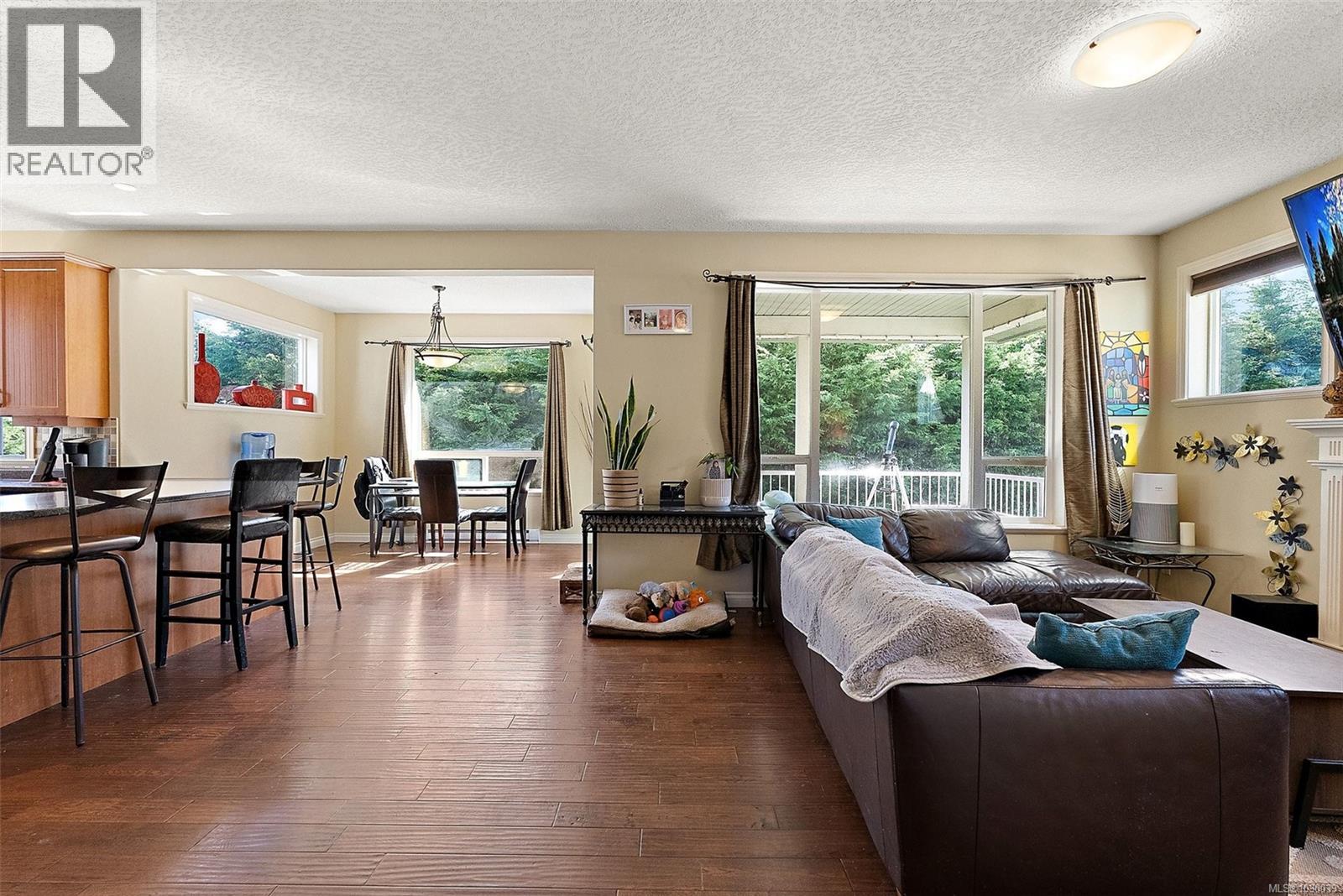 2399 Caffery Pl - 13