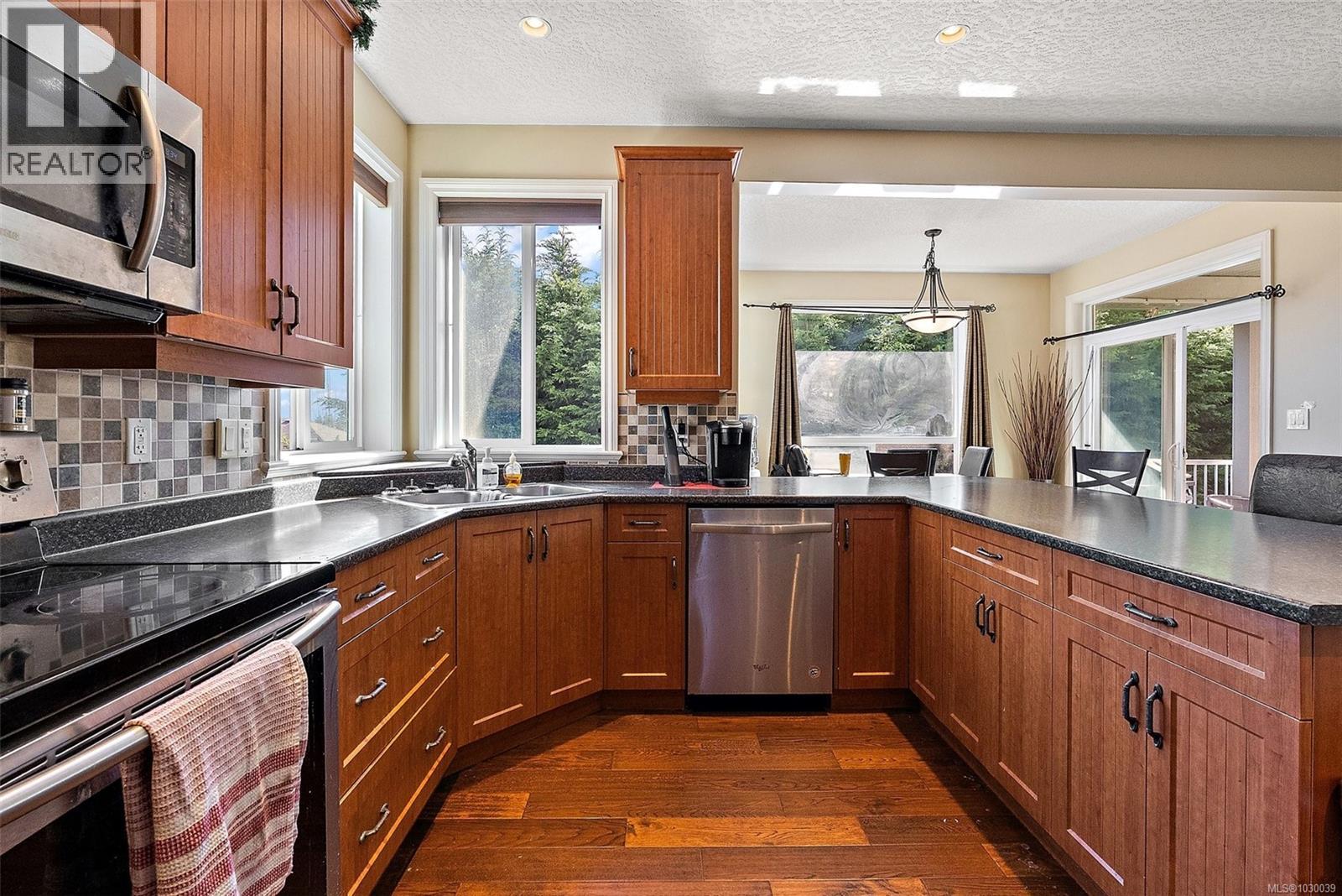 2399 Caffery Pl - 4