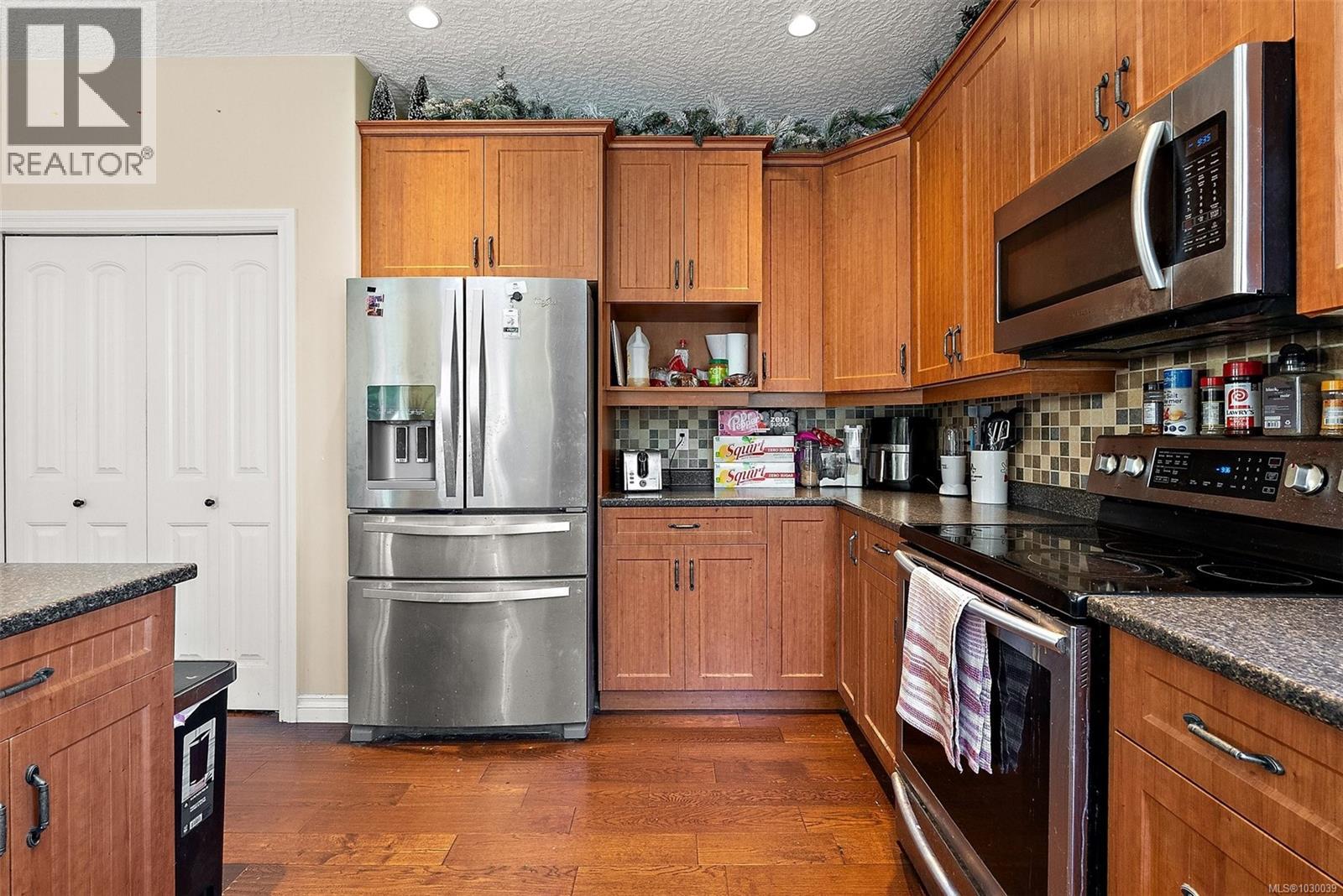 2399 Caffery Pl - 5