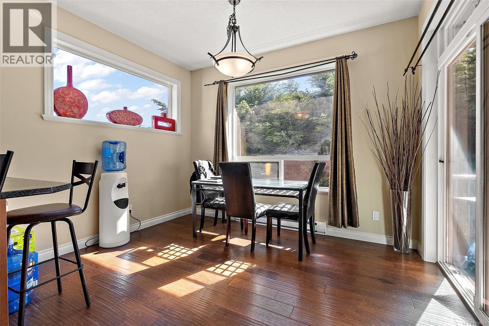 2399 Caffery Pl - 8
