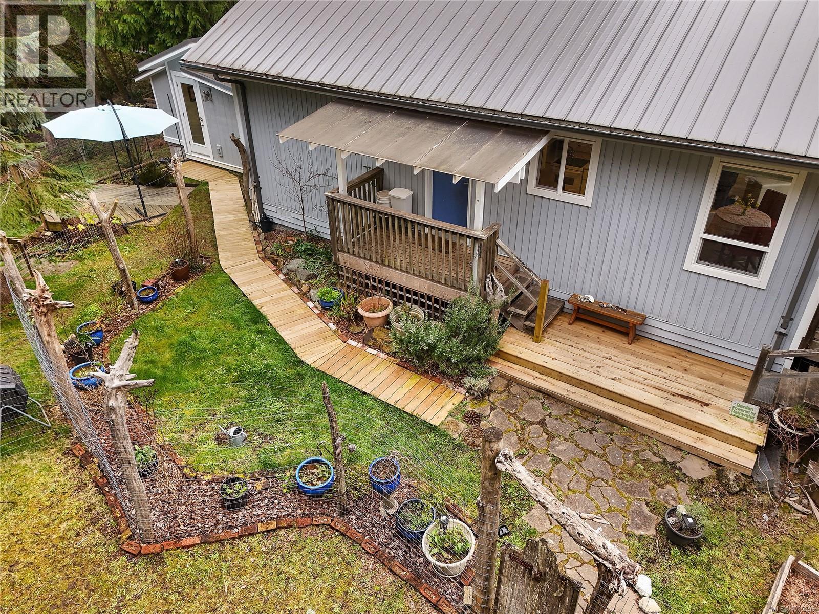568 Bayview Dr - 14