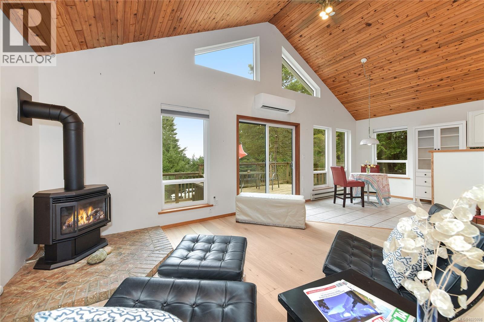 568 Bayview Dr - 25