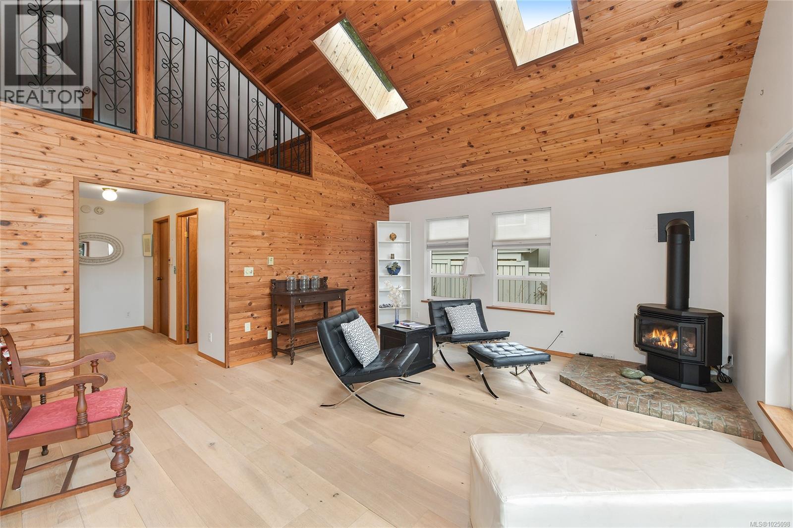 568 Bayview Dr - 27