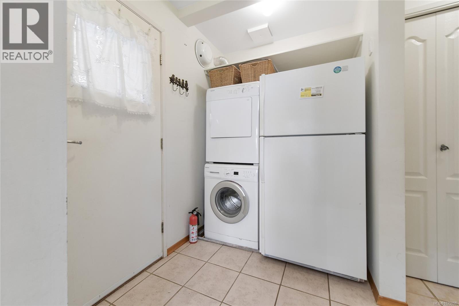 568 Bayview Dr - 31