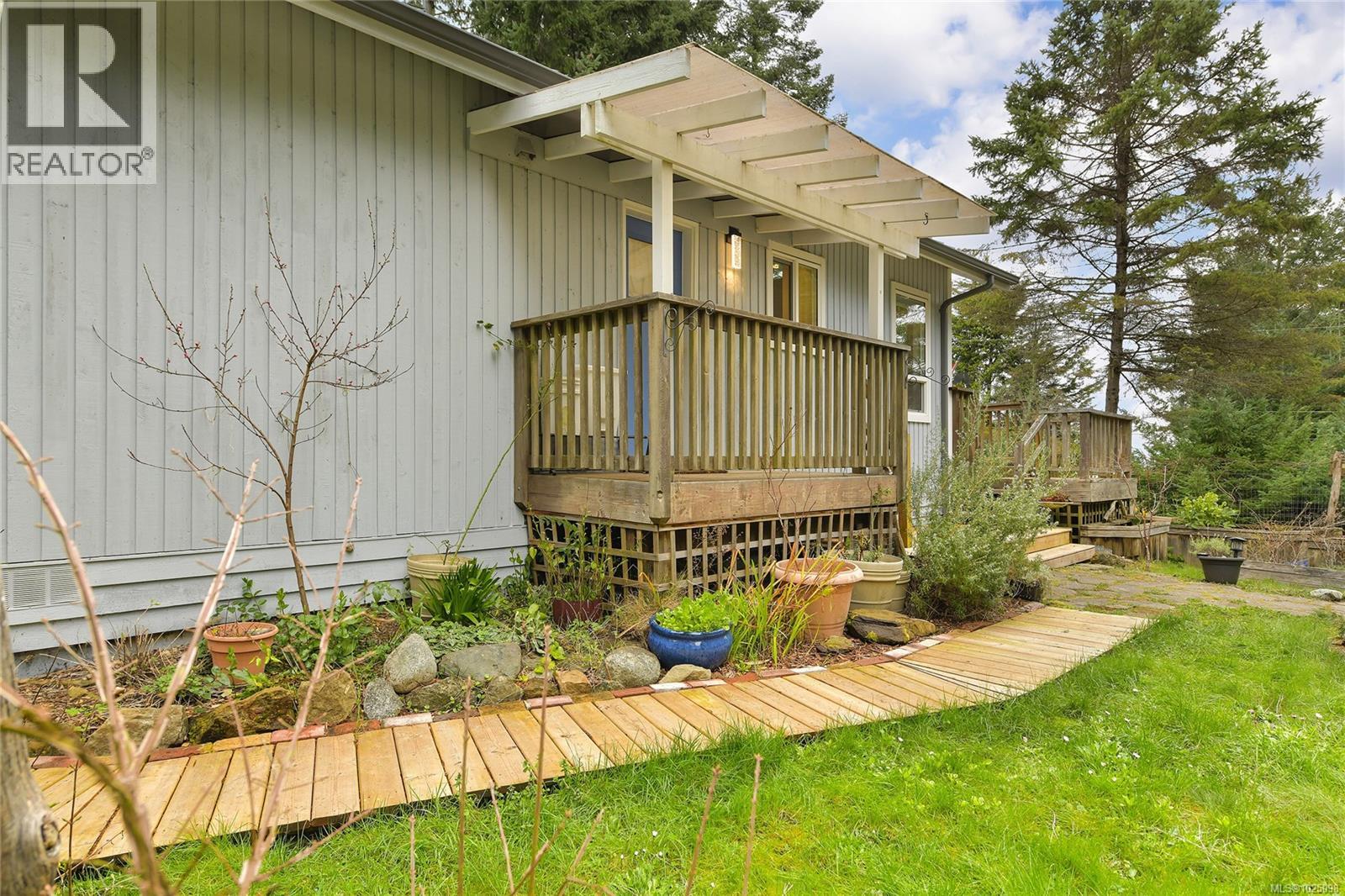 568 Bayview Dr - 34