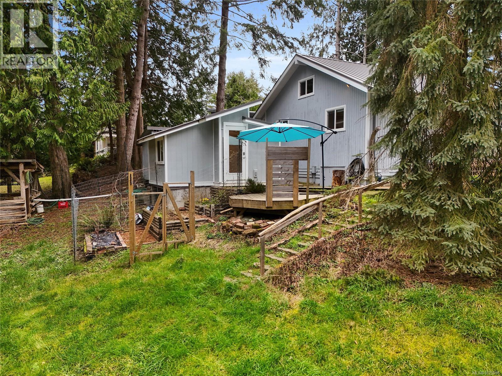 568 Bayview Dr - 37