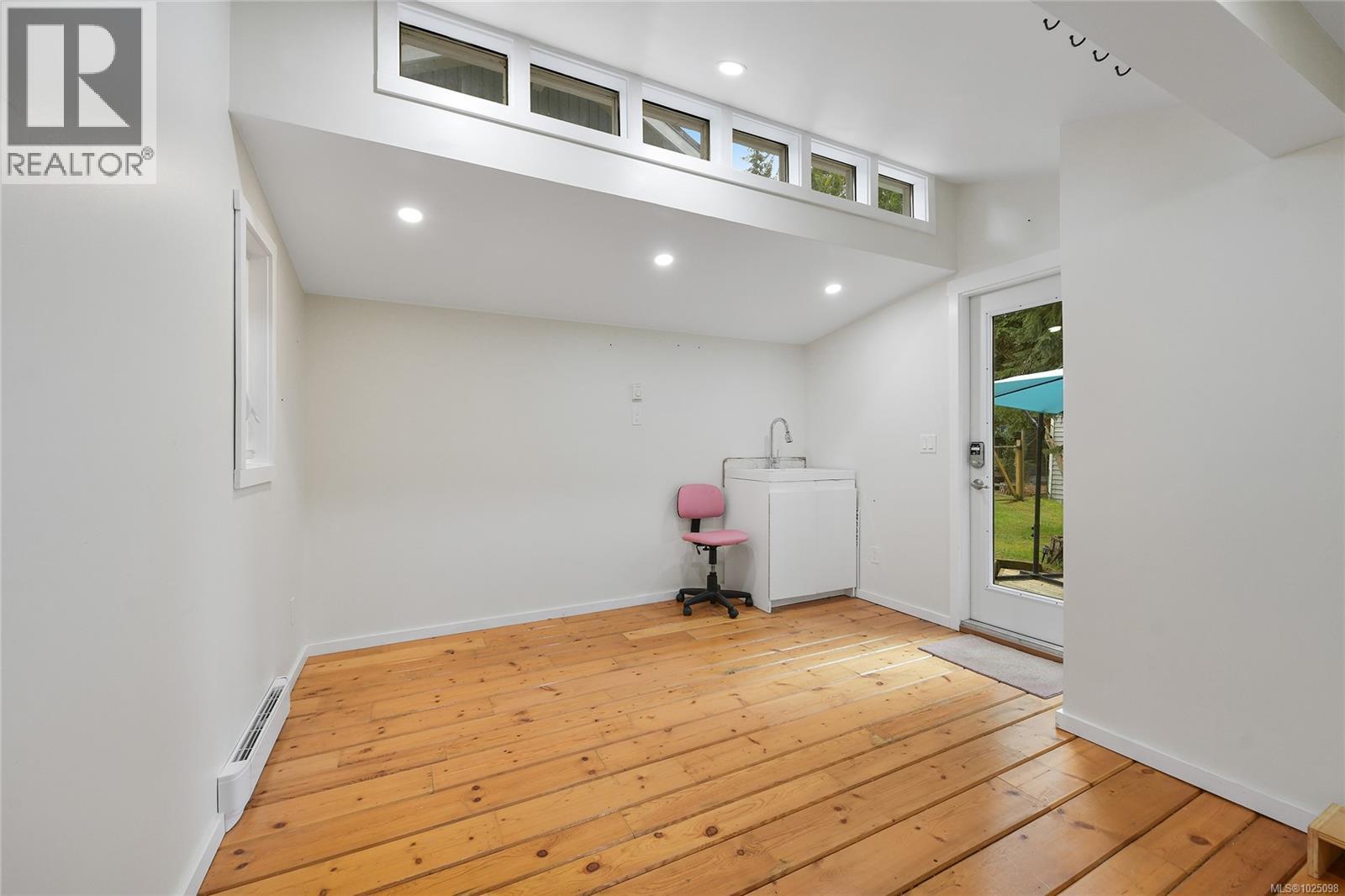 568 Bayview Dr - 42
