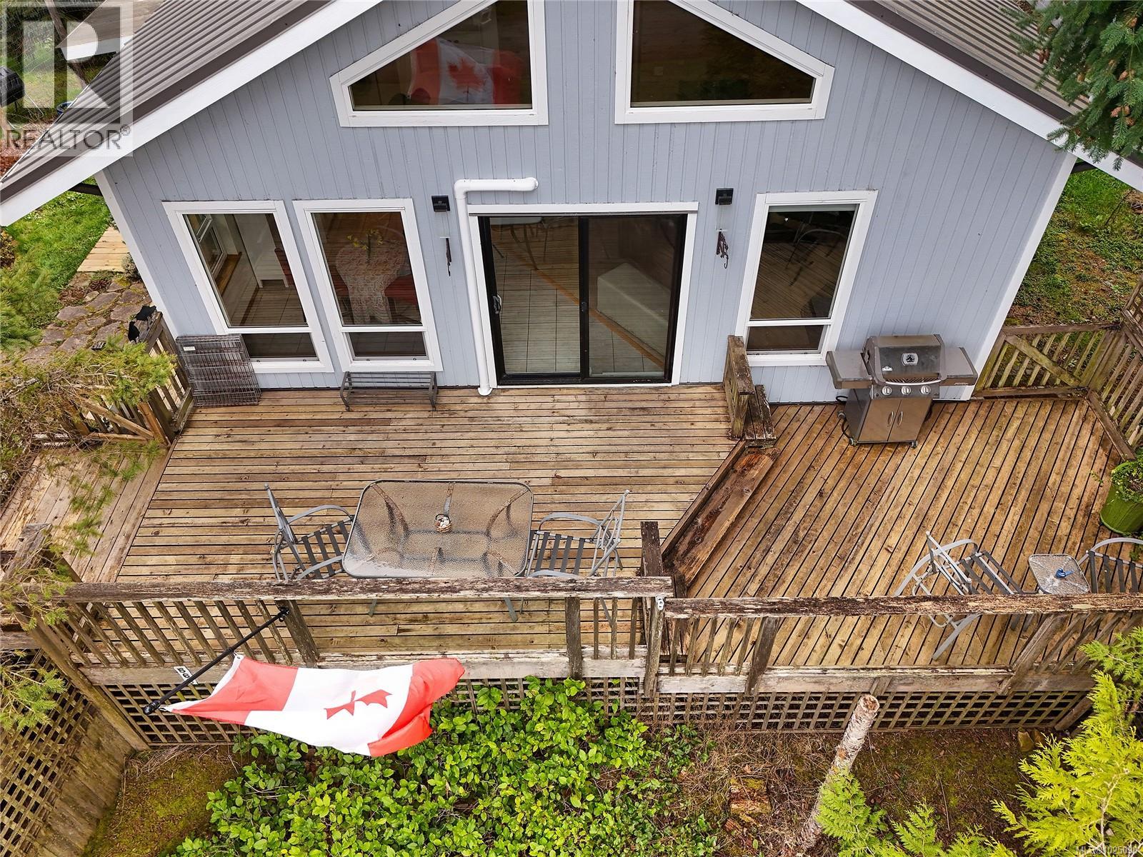 568 Bayview Dr - 7