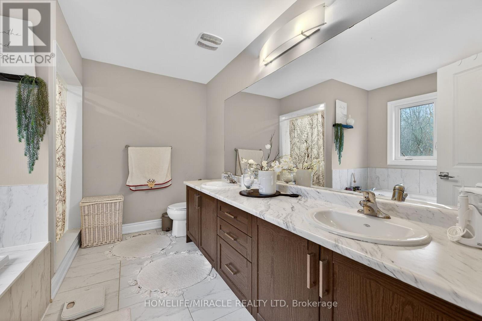 7809 HACKBERRY TRAIL - 27