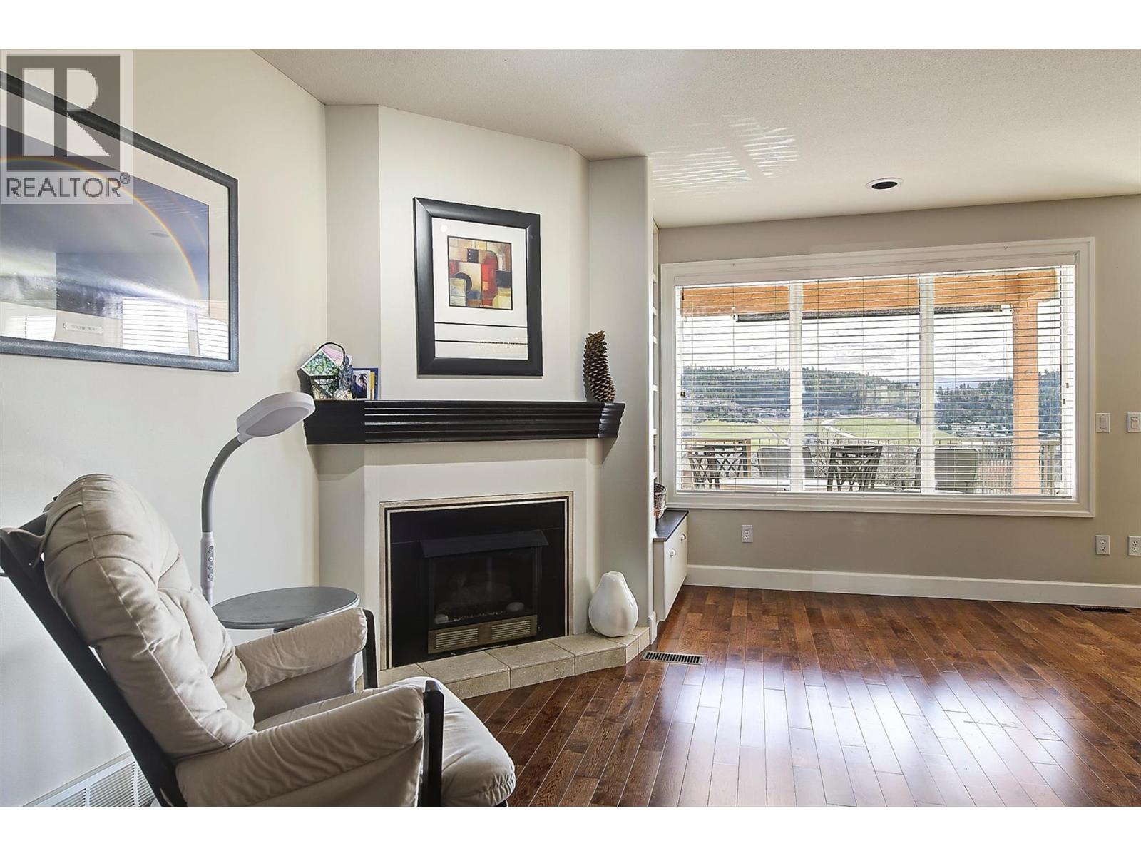  573 Spruceview Place North, Kelowna