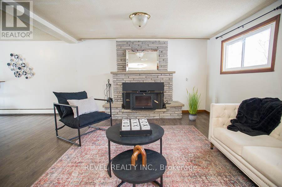 104 HILLSIDE AVENUE — photo 23