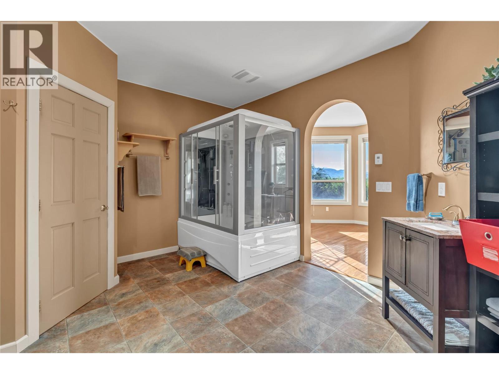 8705 ROAD 22 Road, Oliver