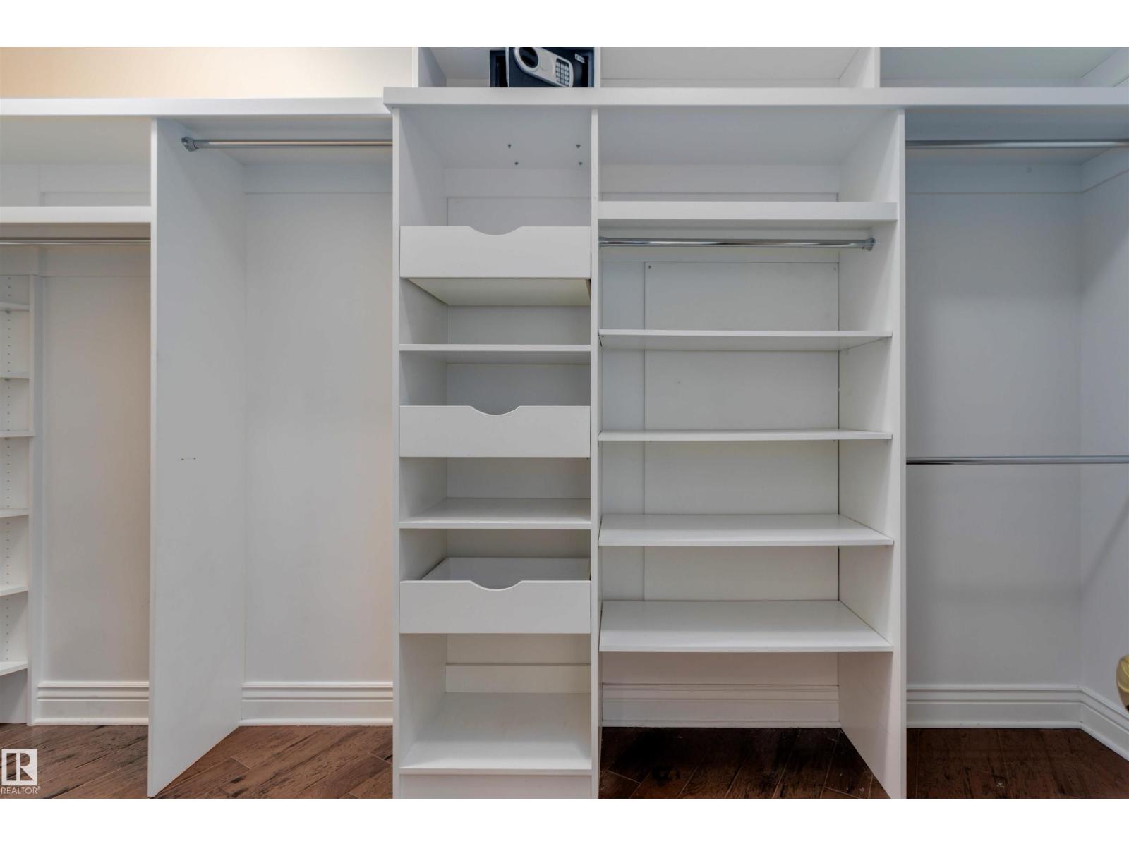 #102 11826 100 AV NW, Edmonton