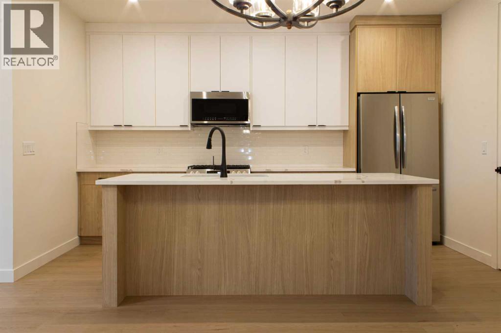 Single Family House for Sale in Upper   Avenue NW Capitol Hill Calgary 