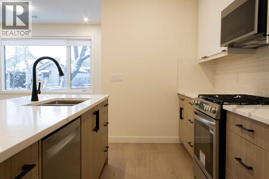 Single Family House for Sale in Upper   Avenue NW Capitol Hill Calgary 