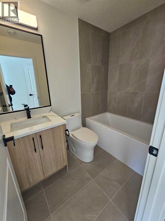 Single Family House for Sale in Upper   Avenue NW Capitol Hill Calgary 