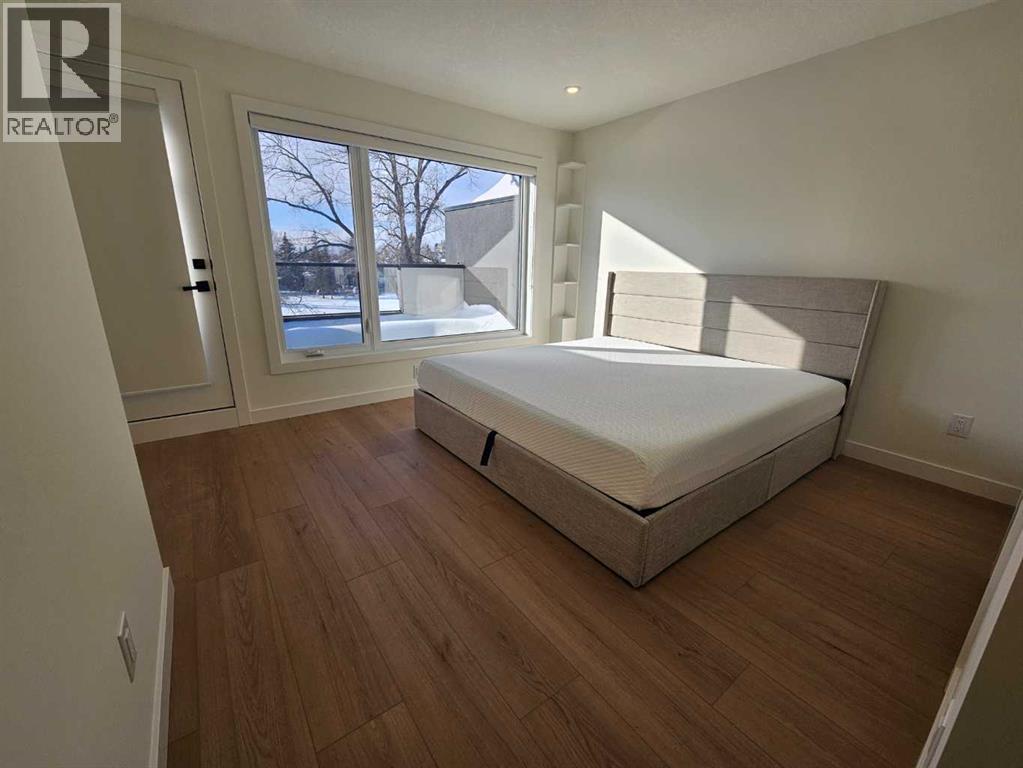 Single Family House for Sale in Upper   Avenue NW Capitol Hill Calgary 