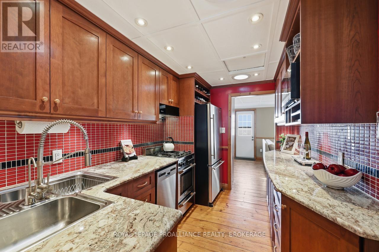 138 NICHOLSON POINT ROAD - 8
