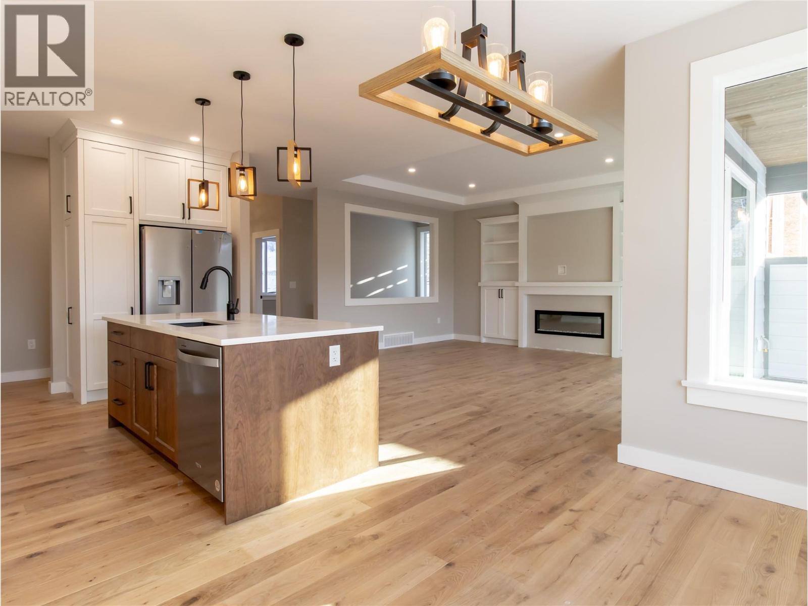 1721 9 Street SE - 9