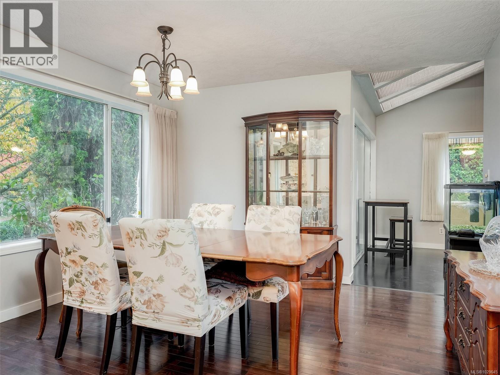 1010 SCOTTSWOOD LANE - 5