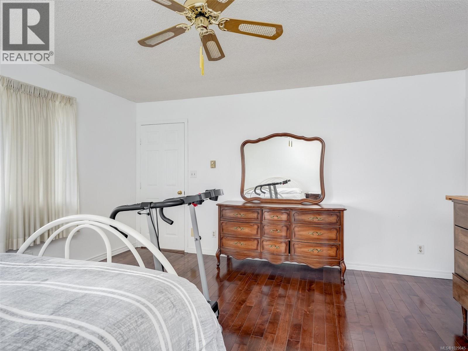 1010 SCOTTSWOOD LANE - 16