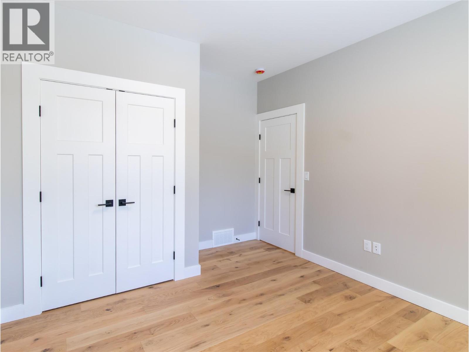 1721 9 Street SE - 32