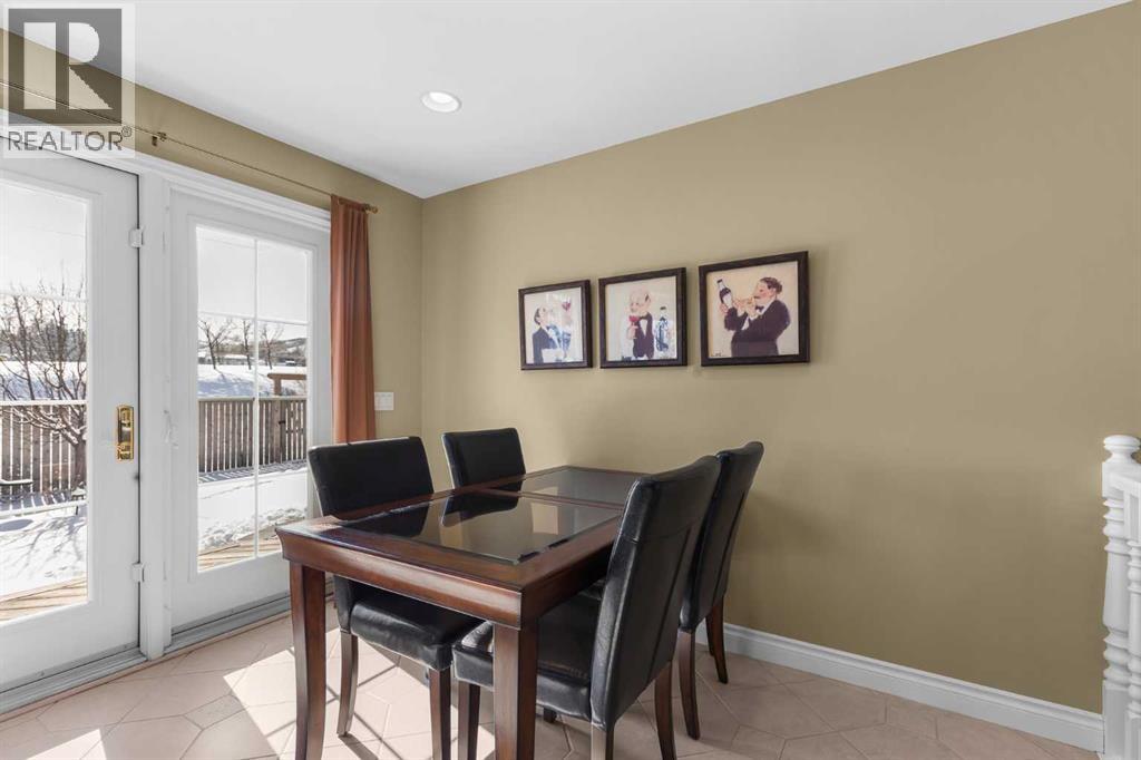 Single Family House 4 Level for Sale in  Bermondsey Way NW Beddington Heights Calgary 