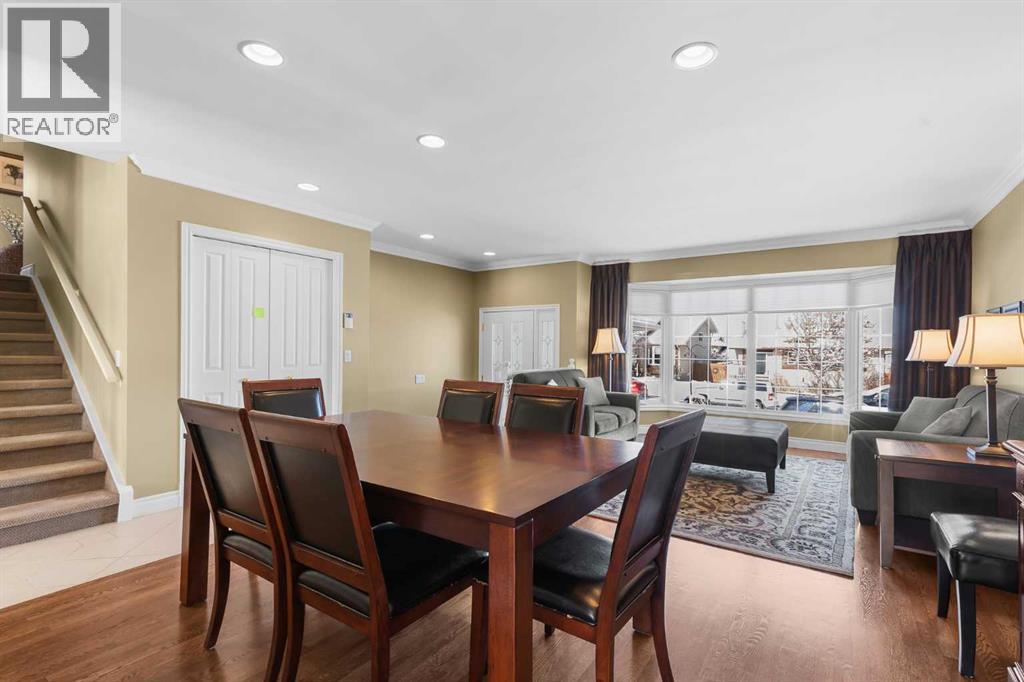 Single Family House 4 Level for Sale in  Bermondsey Way NW Beddington Heights Calgary 