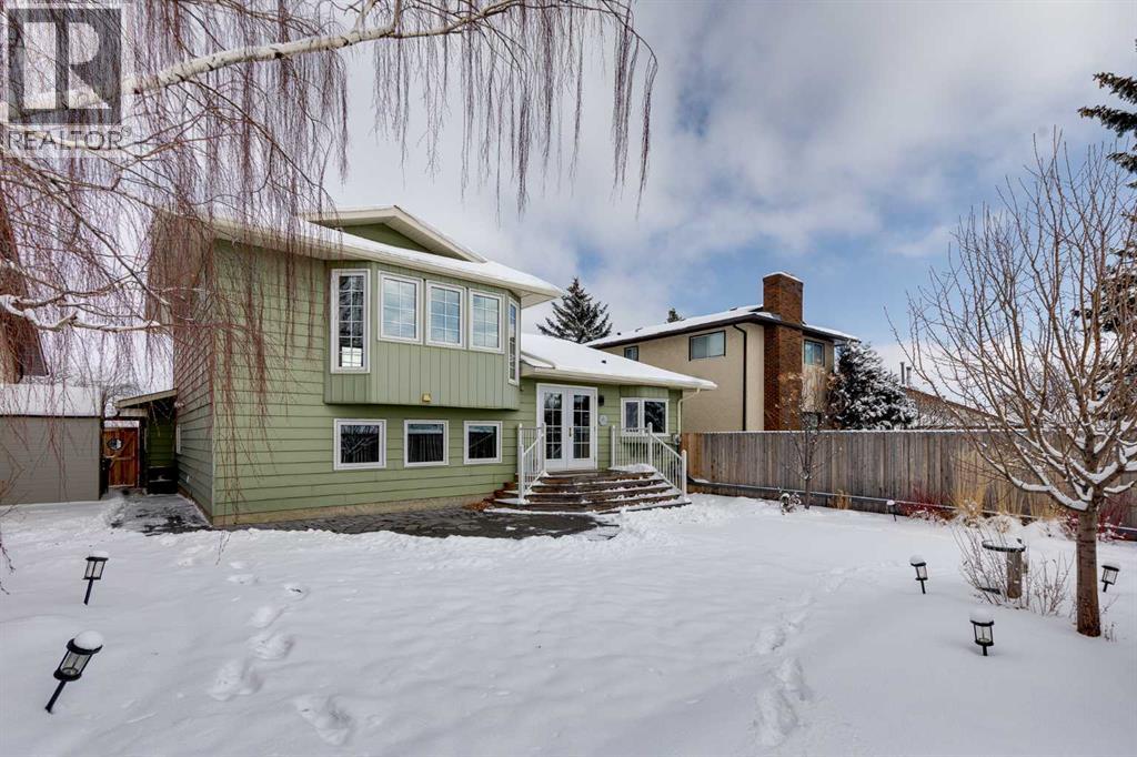 Single Family House 4 Level for Sale in  Bermondsey Way NW Beddington Heights Calgary 