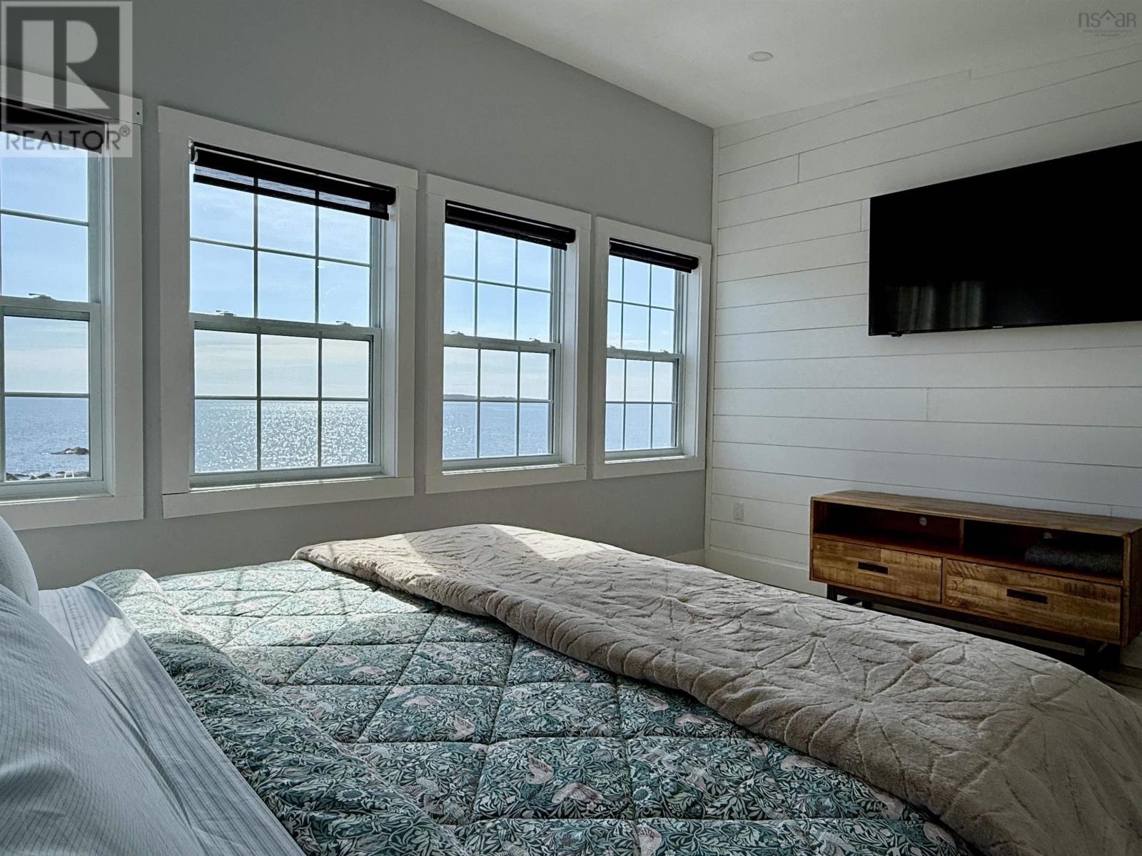 Property 17 of 37 of 7243/7245 Highway 3