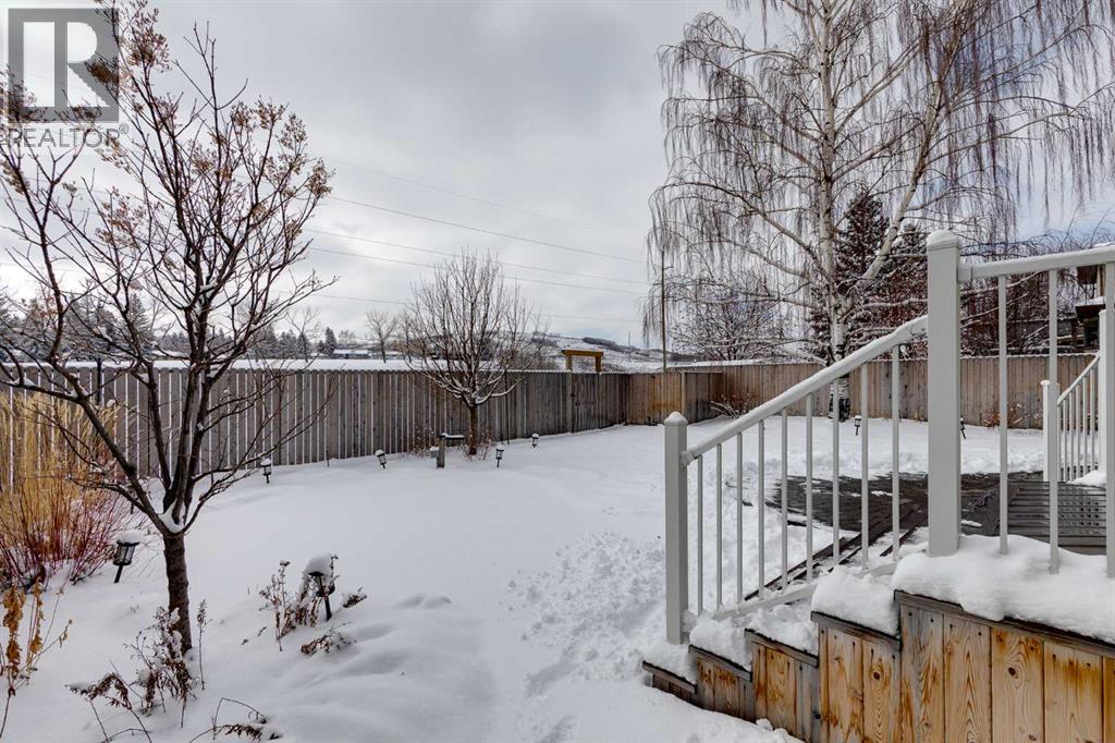Single Family House 4 Level for Sale in  Bermondsey Way NW Beddington Heights Calgary 