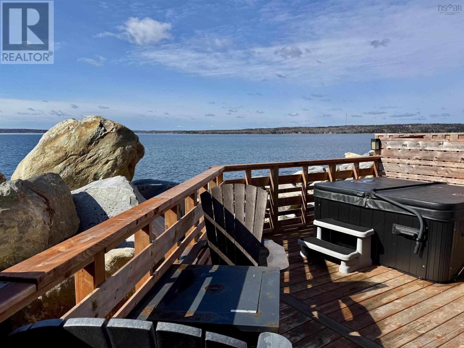 Property 16 of 37 of 7243/7245 Highway 3