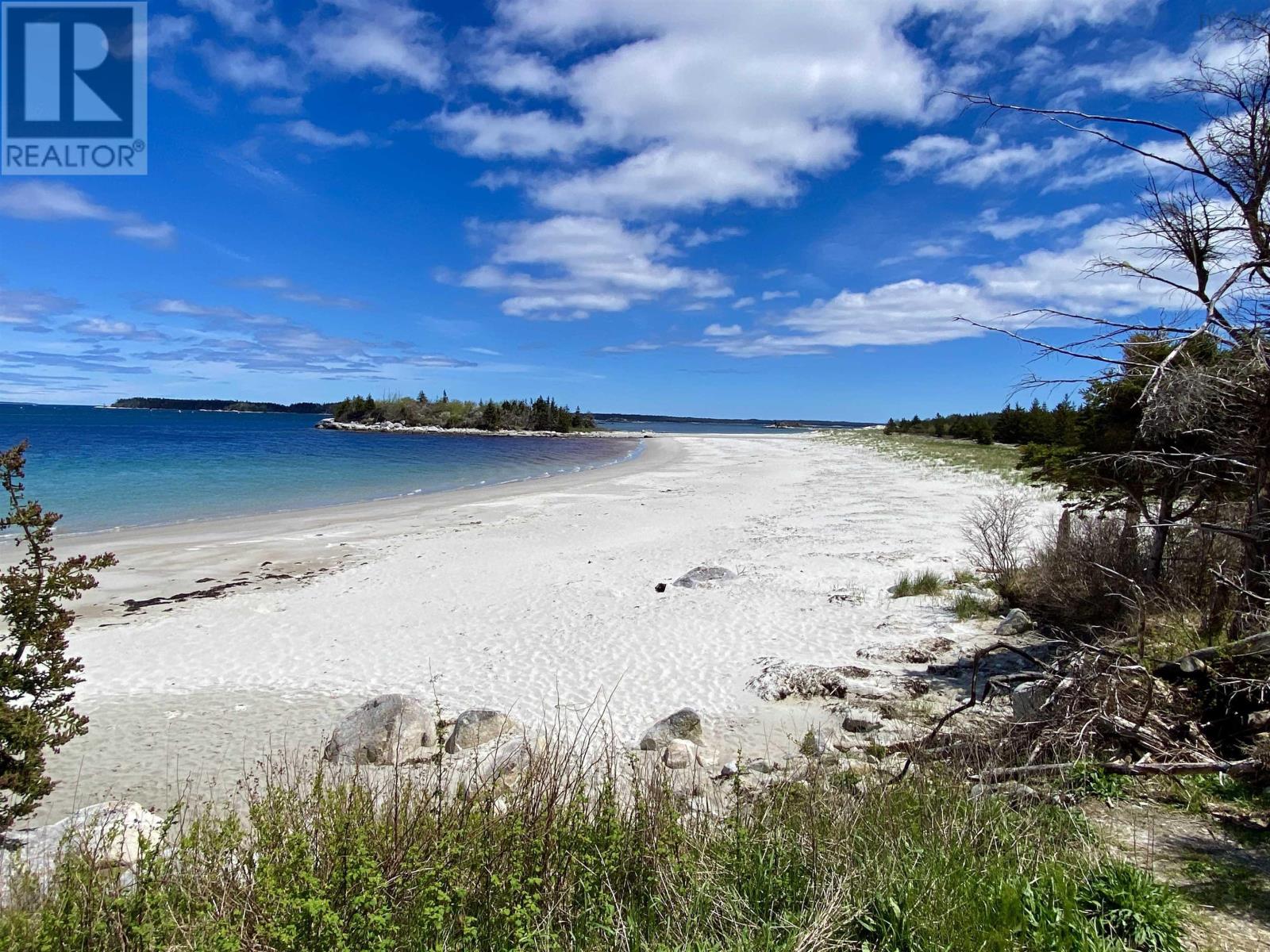 Property 2 of 37 of 7243/7245 Highway 3