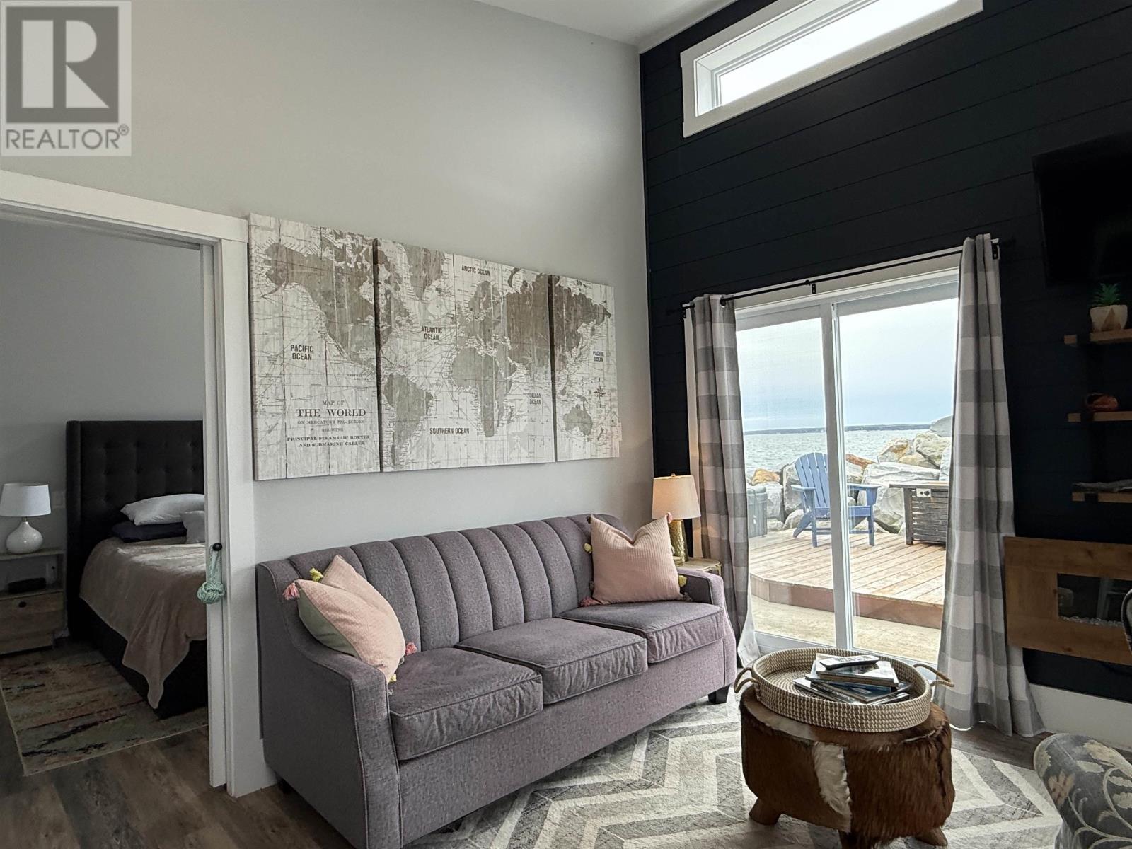 Property 31 of 37 of 7243/7245 Highway 3