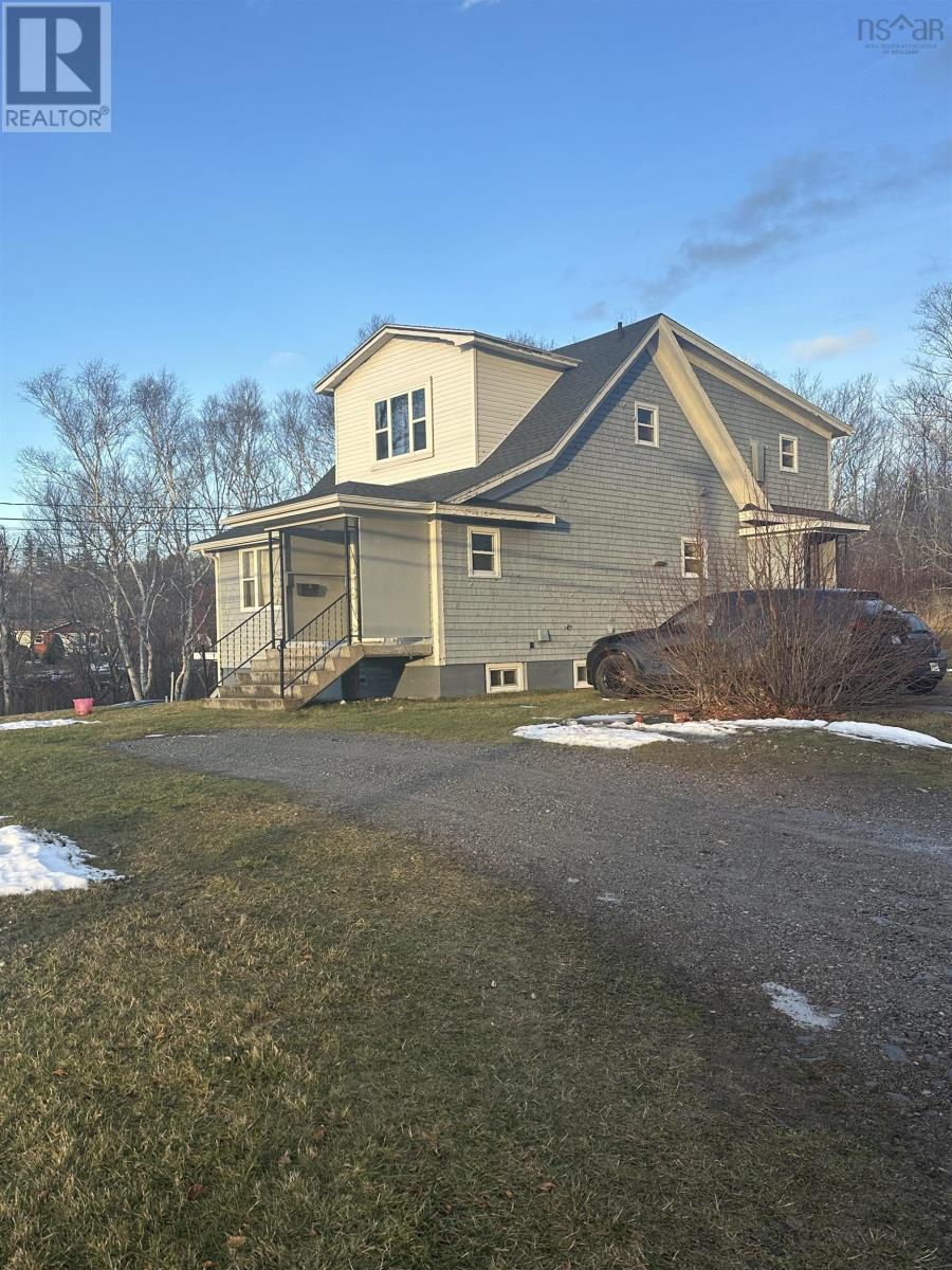 1696 VICTORIA ROAD - 1