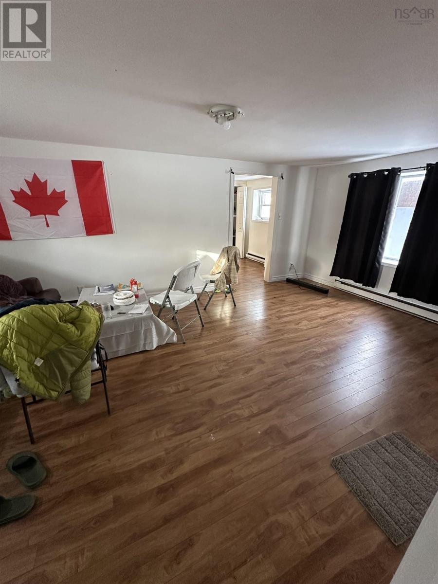 1696 VICTORIA ROAD - 13