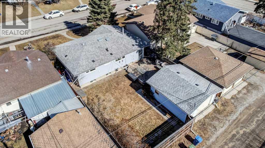 Single Family House Bungalow for Sale in  Healy Drive SW Haysboro Calgary 