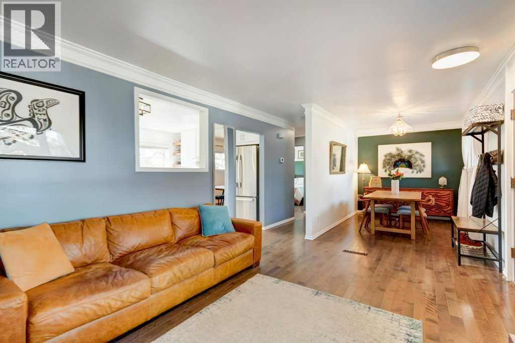 Single Family House Bungalow for Sale in  Healy Drive SW Haysboro Calgary 