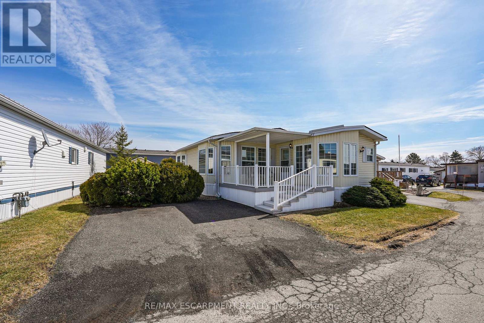 #11 3033 TOWNLINE ROAD - 21