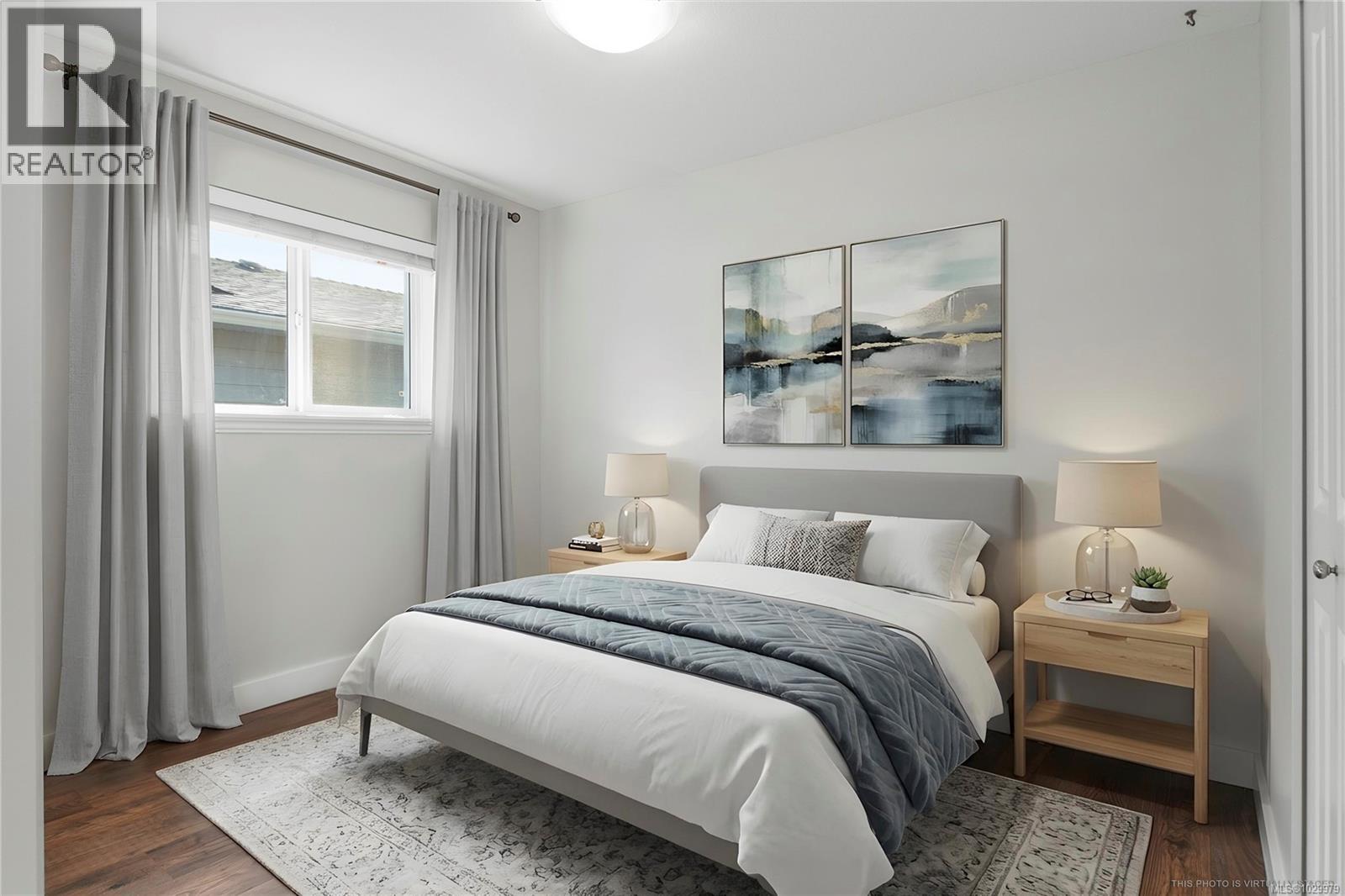 88 STRATHCONA WAY - 16