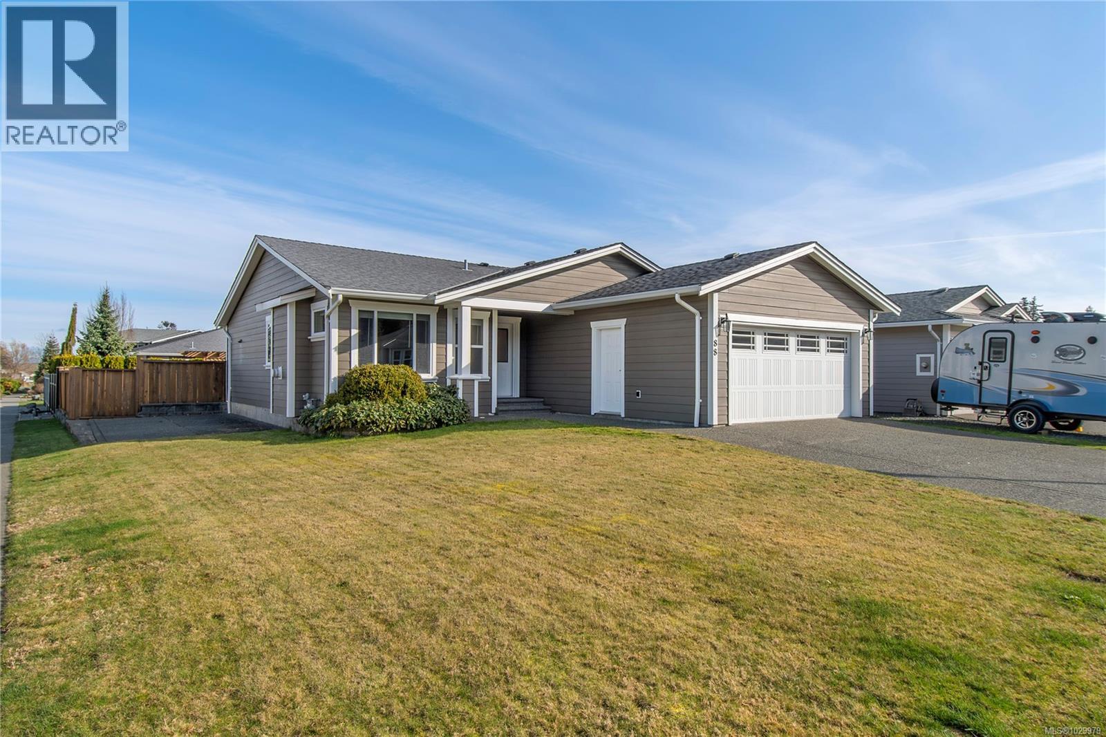 88 STRATHCONA WAY - Image 2