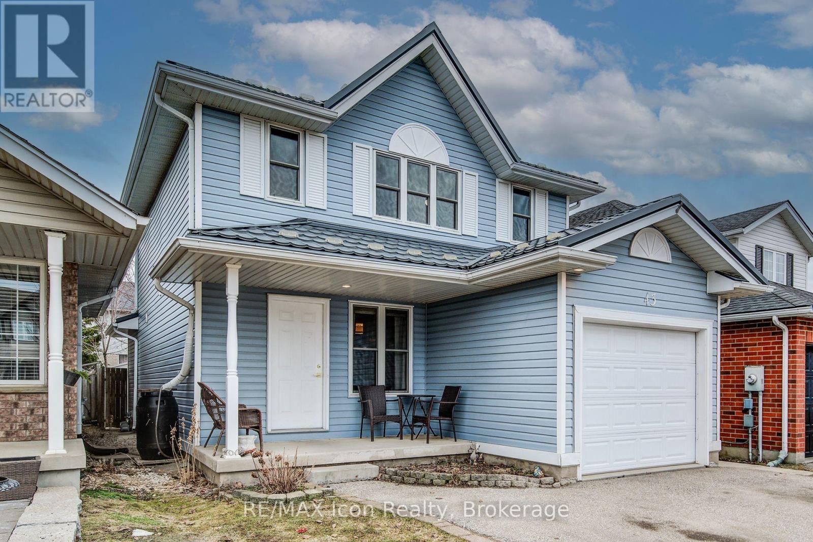 43 HAGAN AVENUE, Guelph (Grange Road), Ontario