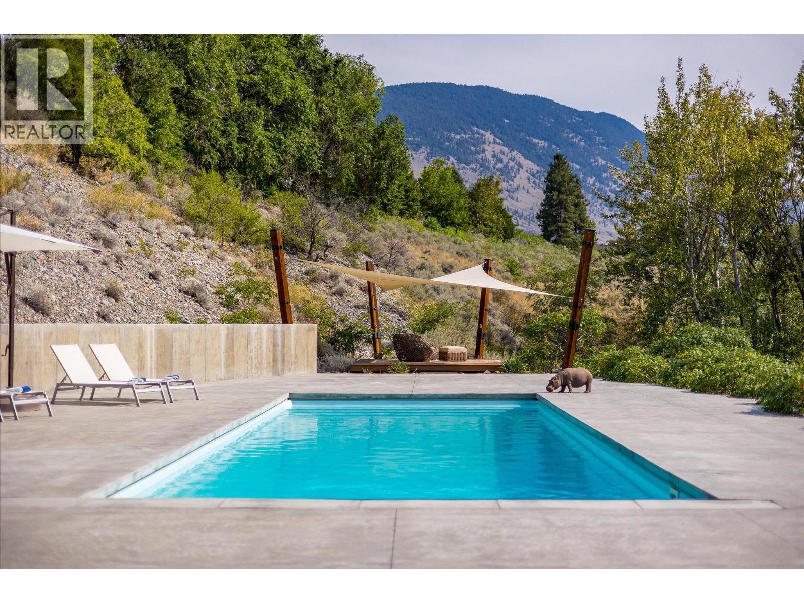 802 Coulthard Road - 36