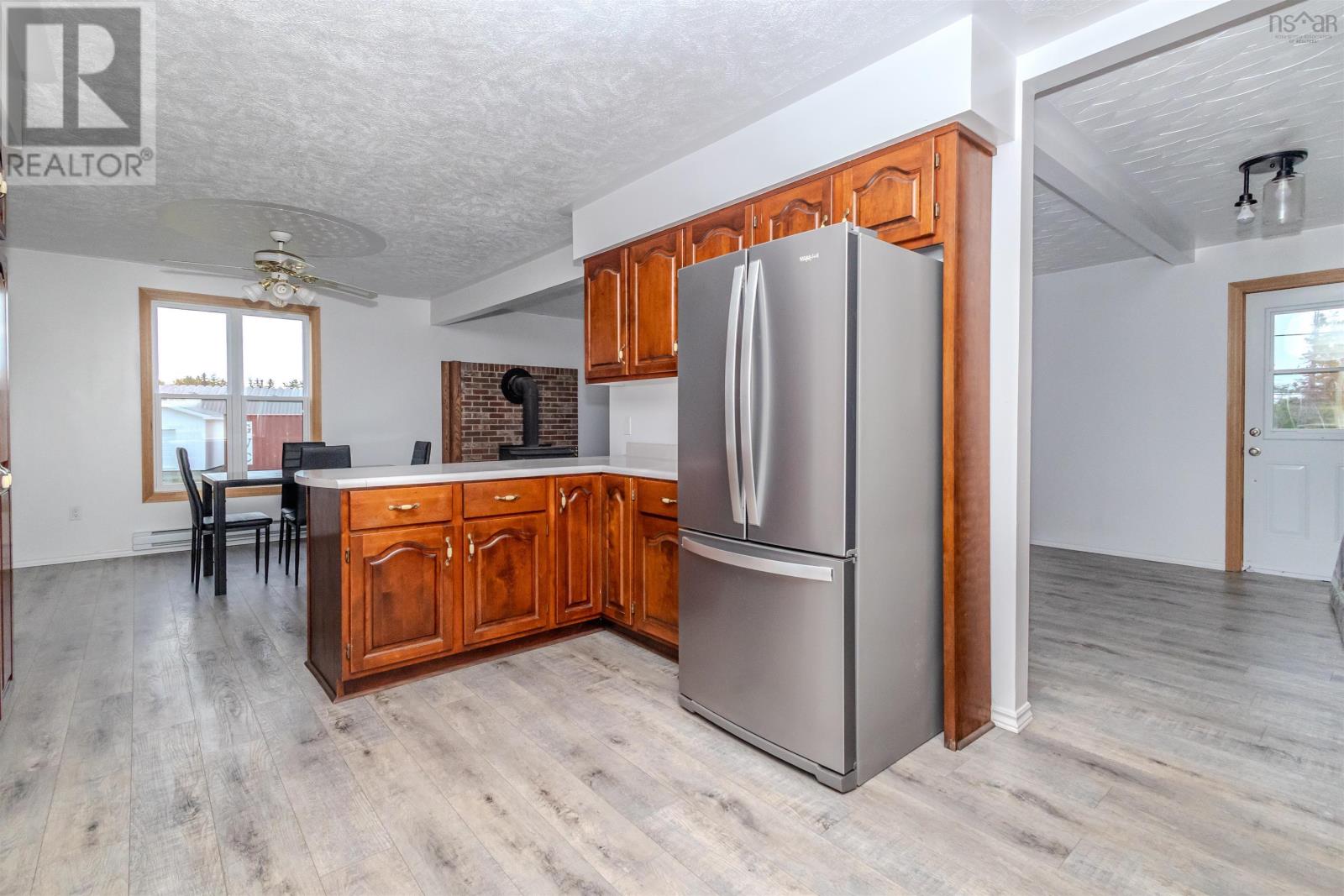 Property 32 of 39 of 1541 Gabarus Highway