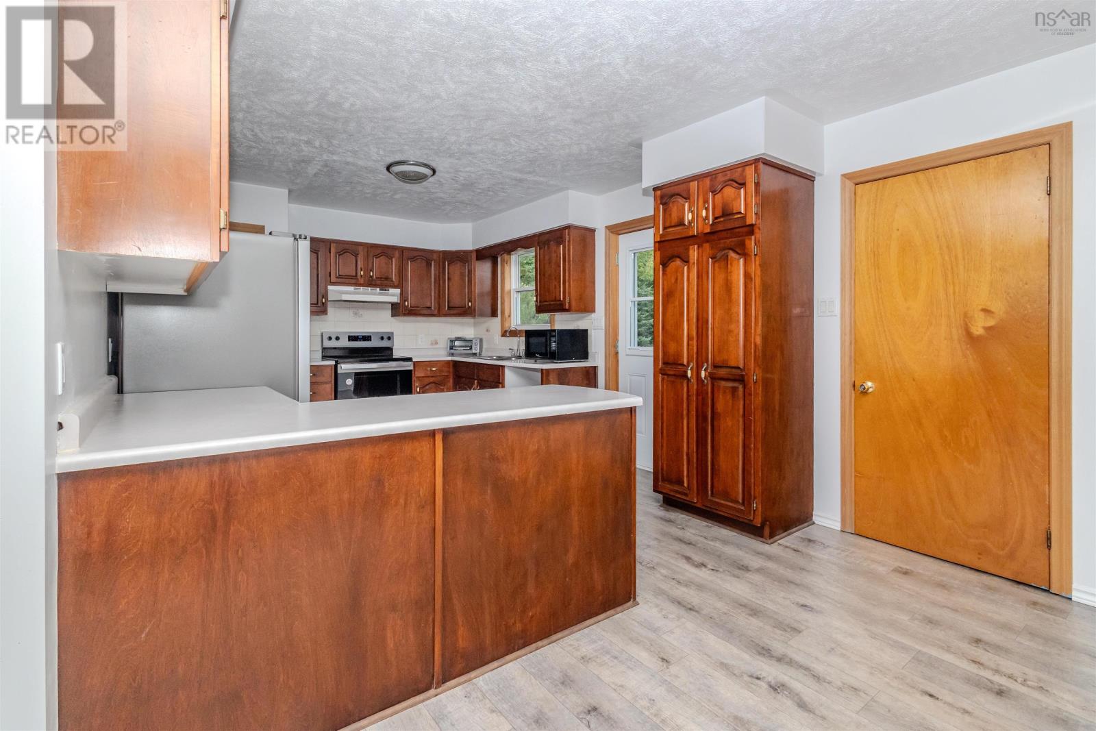 Property 27 of 39 of 1541 Gabarus Highway