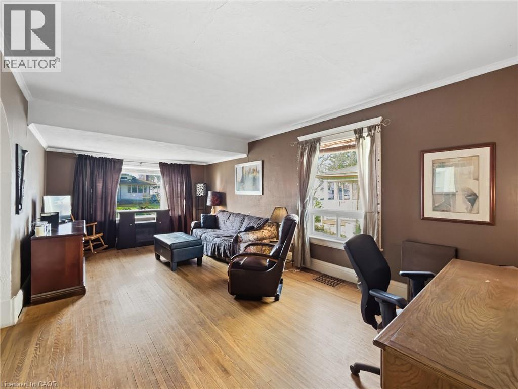 268 EMERICK Avenue - 9