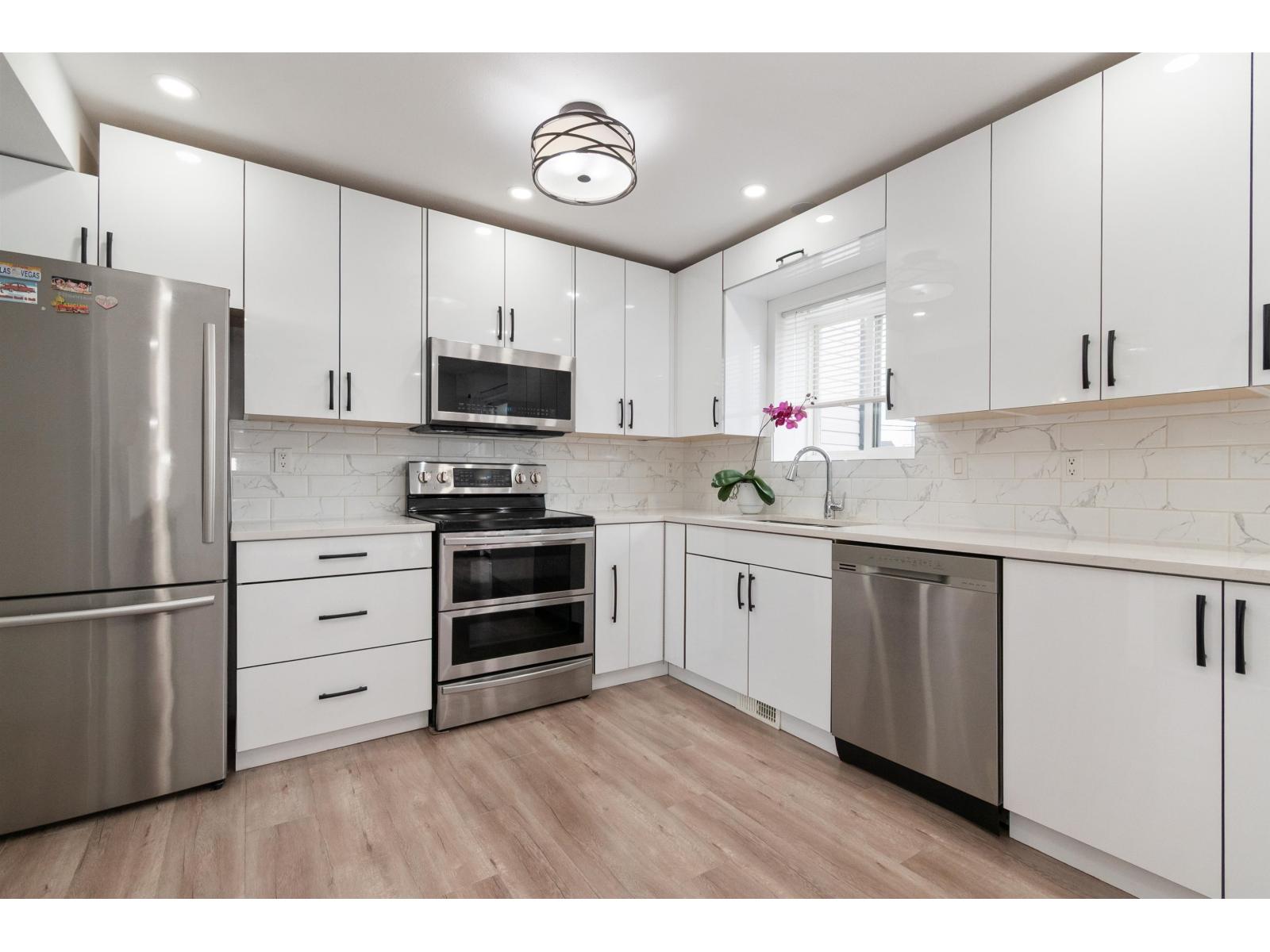 4 5950 VEDDER ROAD, Vedder Crossing, Chilliwack