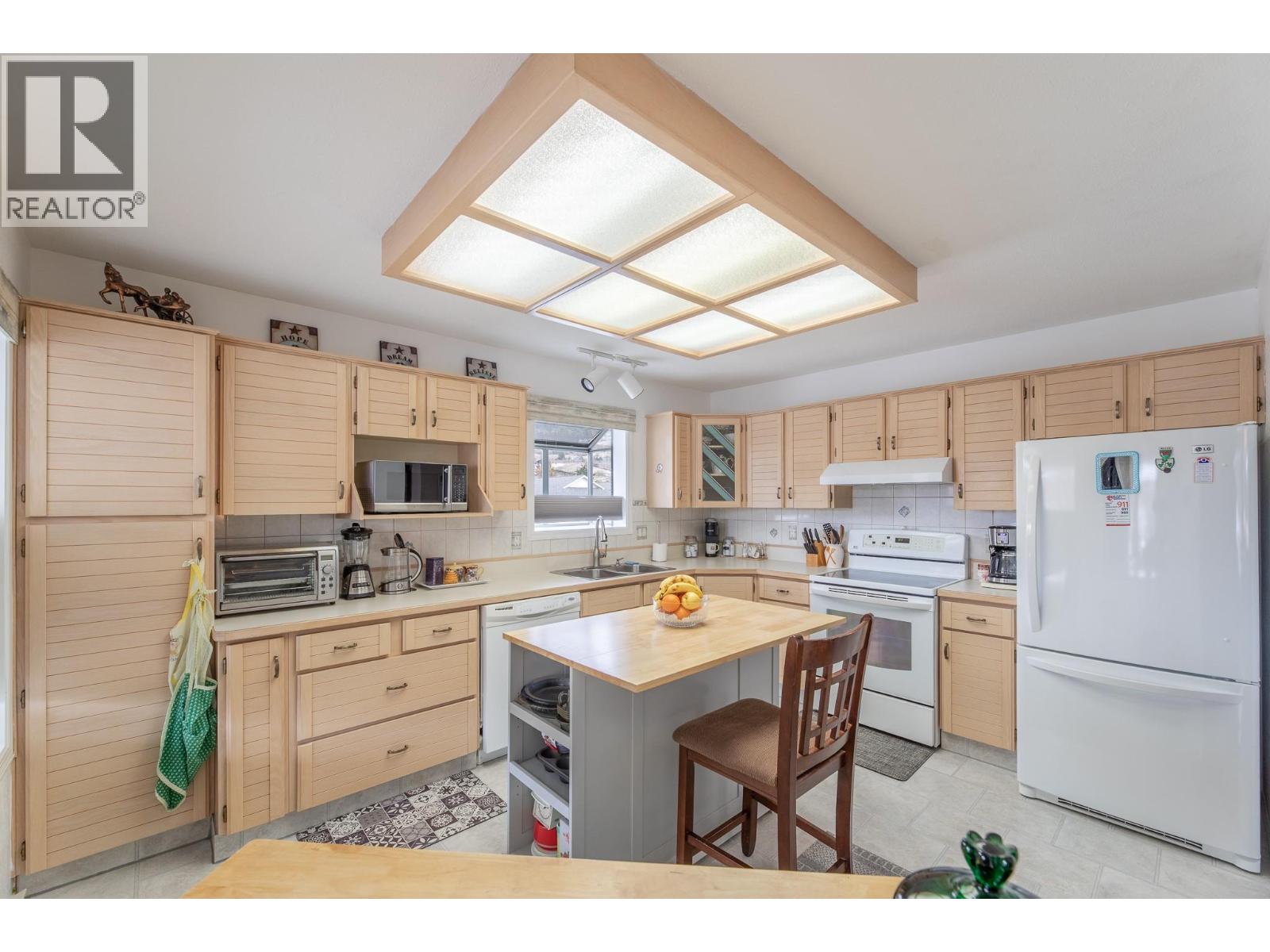 62 DAUPHIN Avenue Unit# 202, Penticton