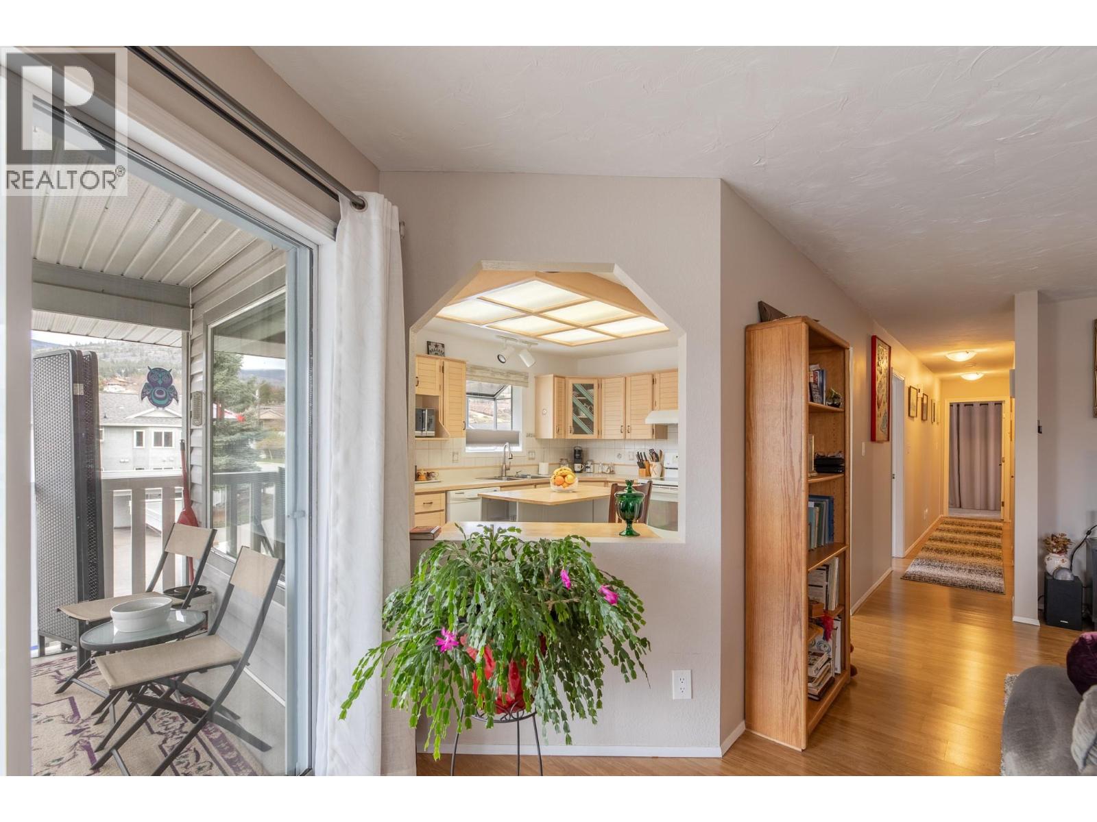 62 DAUPHIN Avenue Unit# 202, Penticton
